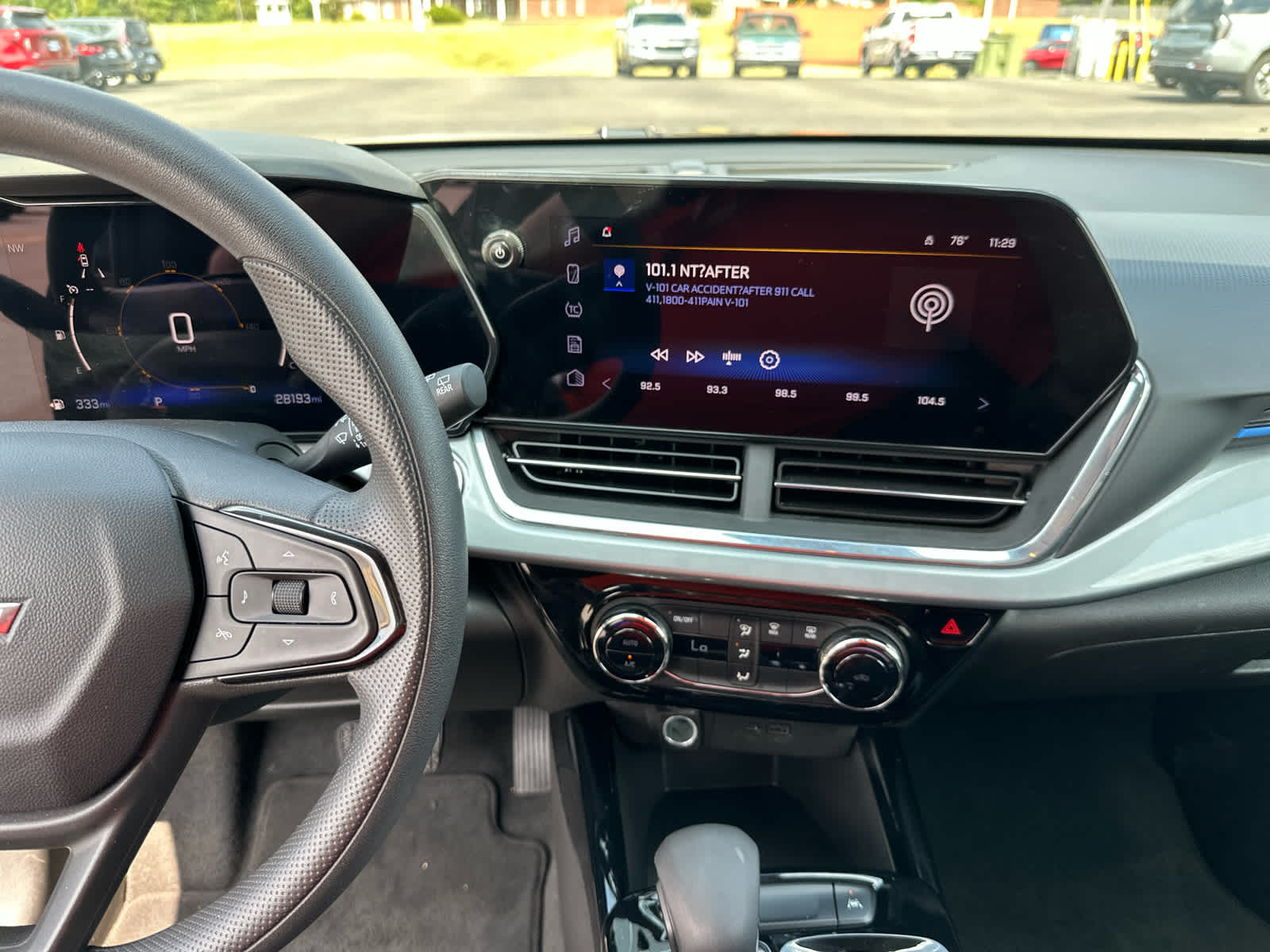 2024 Chevrolet Trax LT photo 17