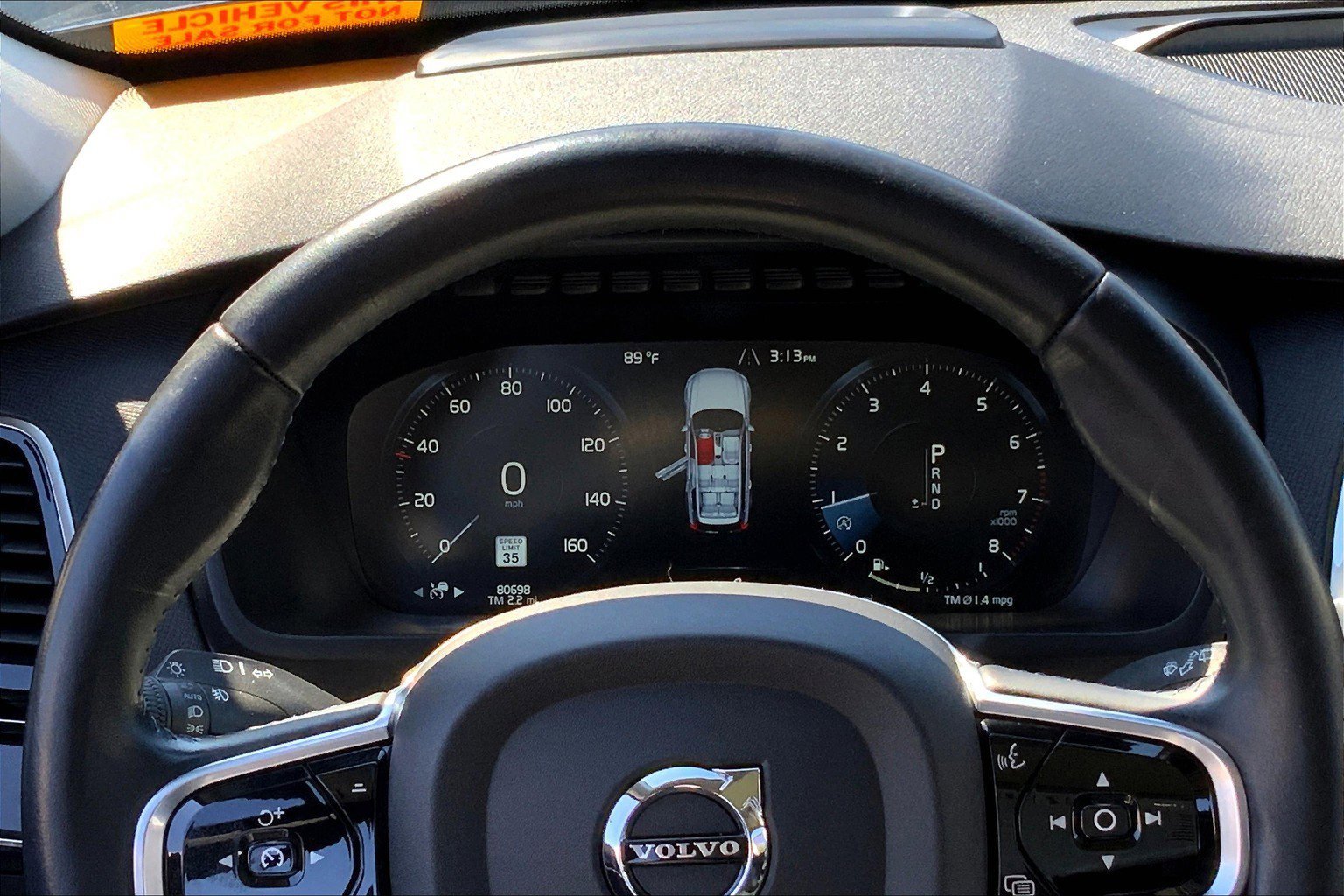 2018 Volvo XC90 Momentum photo 15