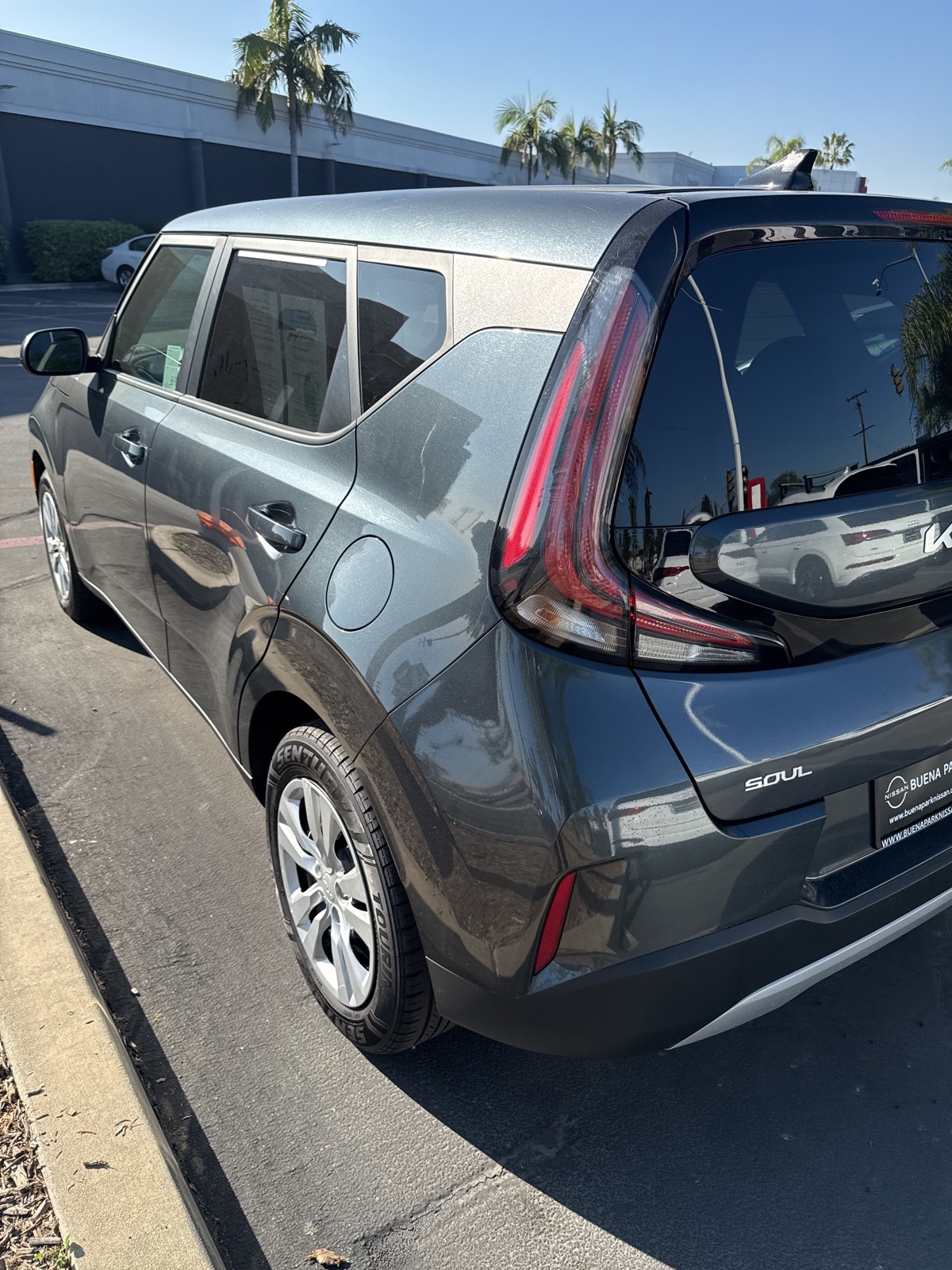 2023 Kia Soul LX S photo 3