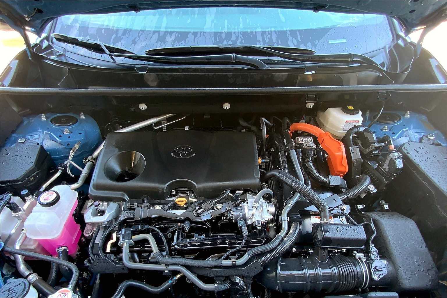 2024 Toyota RAV4 Hybrid XSE photo 26