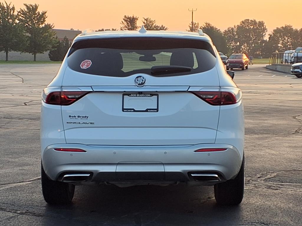 2023 Buick Enclave Essence photo 11