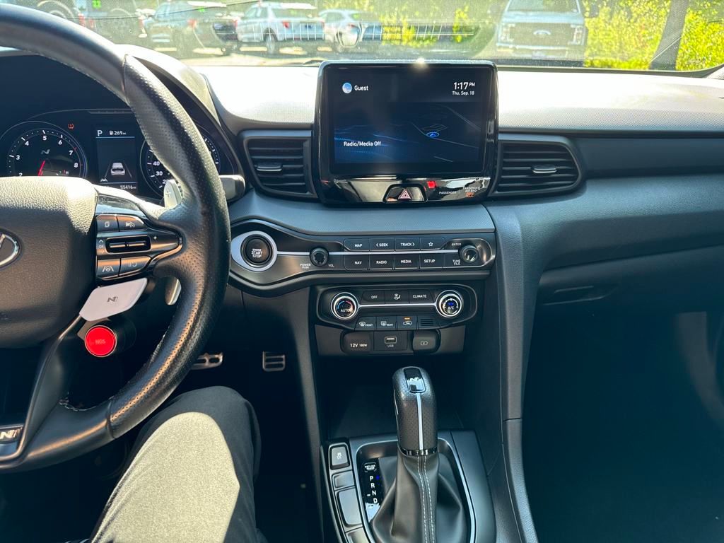 2022 Hyundai Veloster N Base photo 17