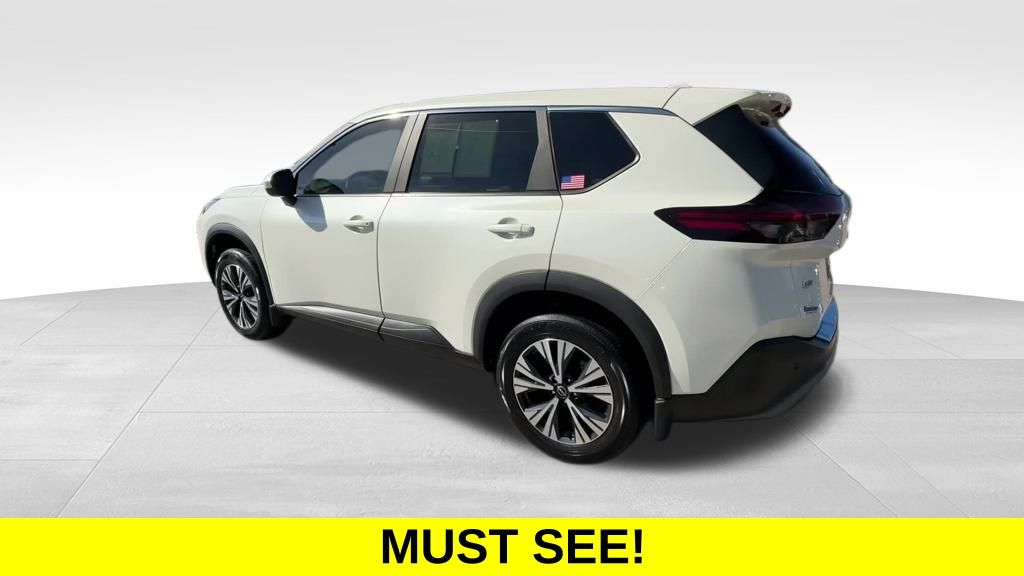 2023 Nissan Rogue SV photo 3