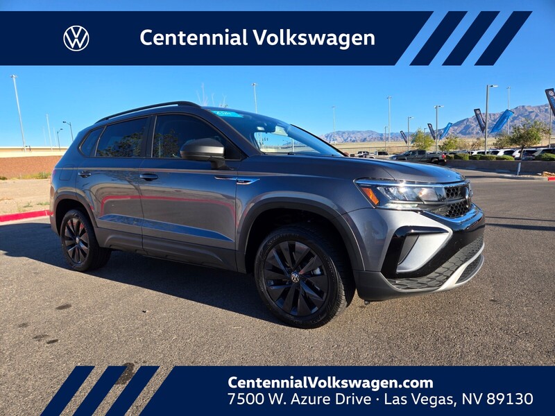 2024 Volkswagen Taos S's photo