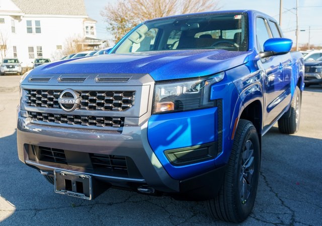 2026 Nissan Frontier SV's photo