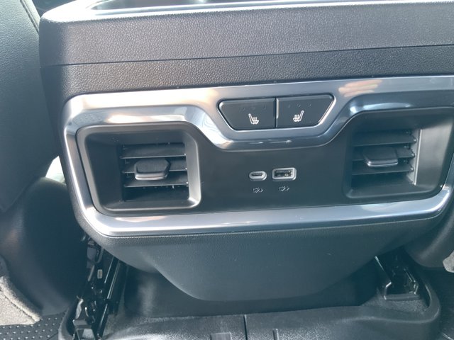 2025 Chevrolet Silverado 1500 High Country photo 16