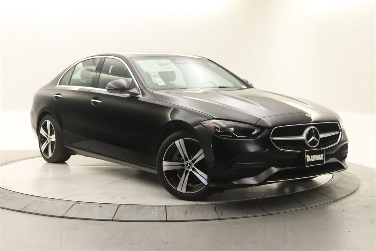 2025 Mercedes-Benz C-Class Sedan C 300's photo
