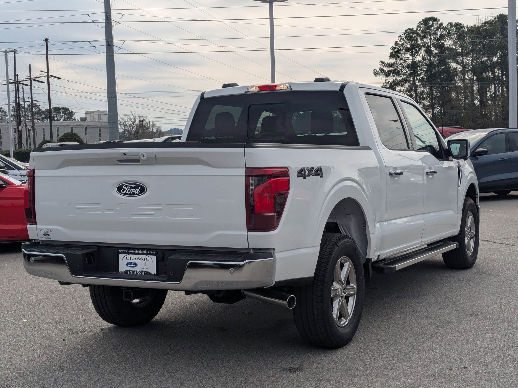 2025 Ford F-150 XLT photo 3