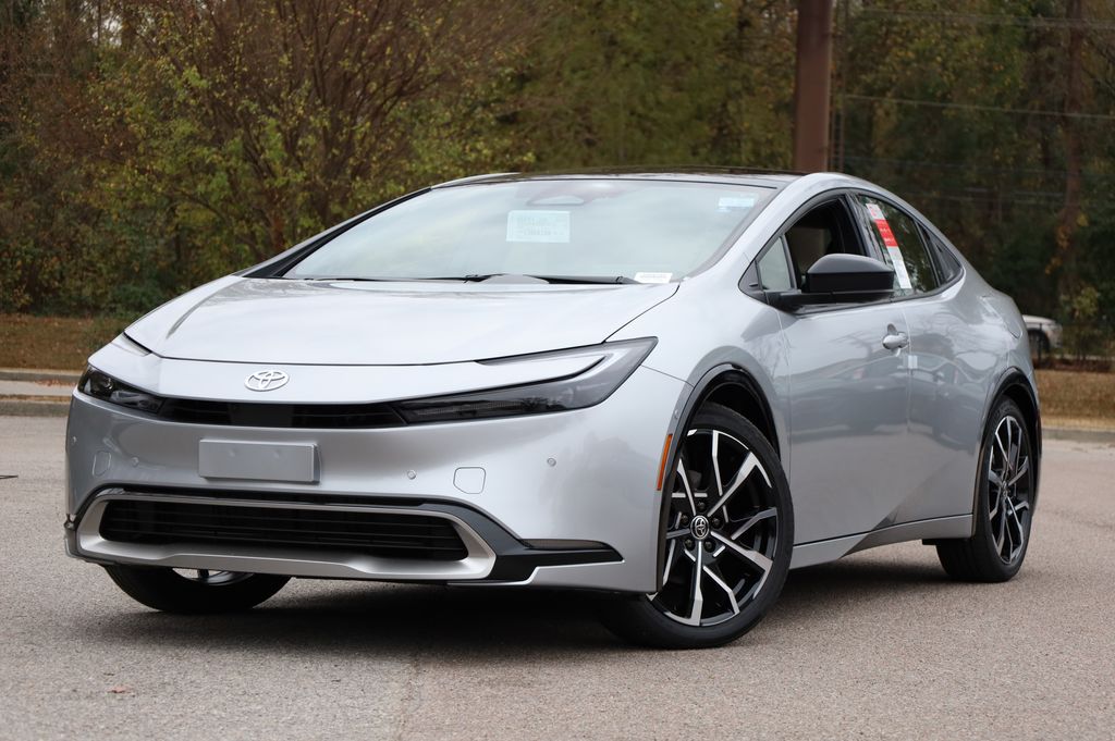 2026 Toyota Prius XSE Premium's photo