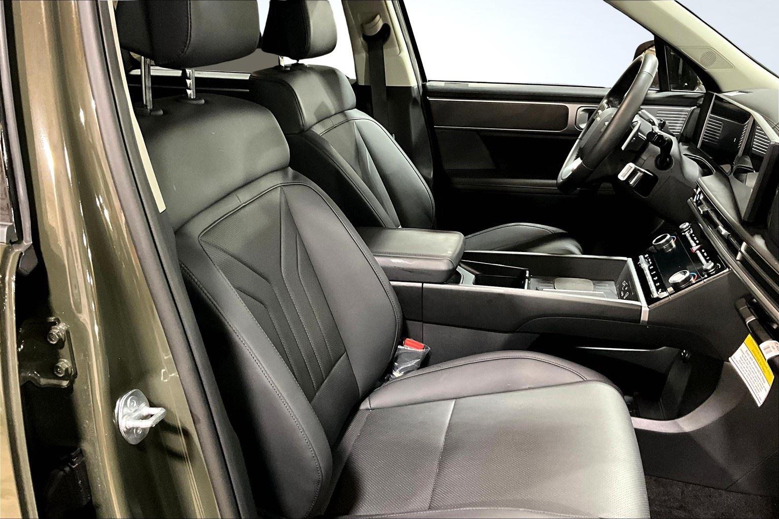 2025 Hyundai Santa Fe SEL photo 7