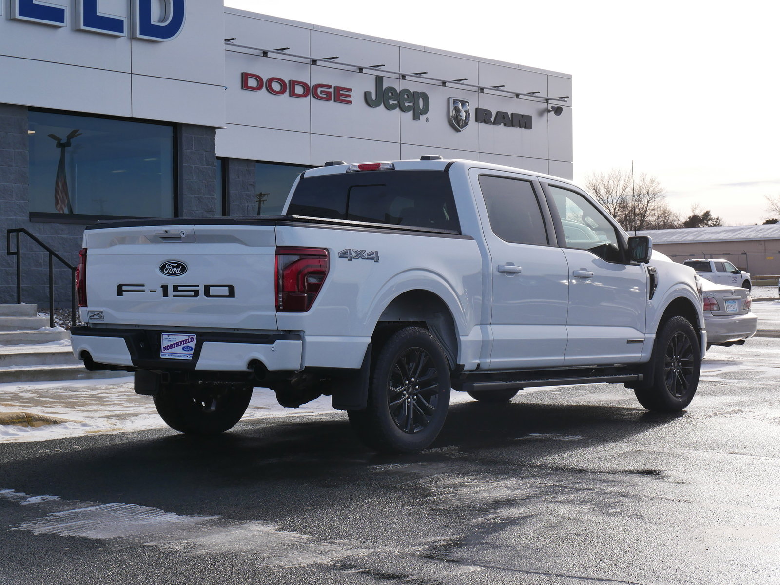 2025 Ford F-150 Lariat photo 3