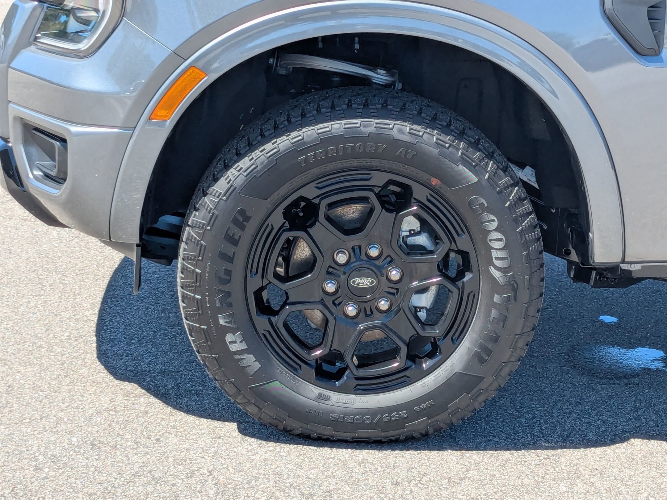 2025 Ford Ranger XLT photo 3