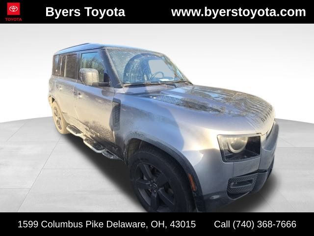 2022 Land Rover Defender X-Dynamic SE's photo