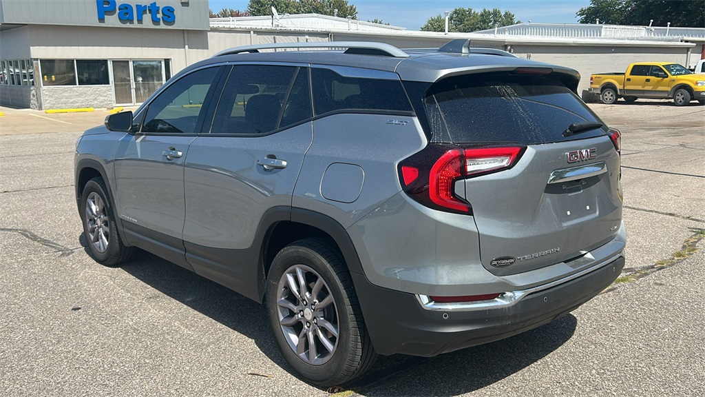 2023 Gmc Terrain SLT photo 5