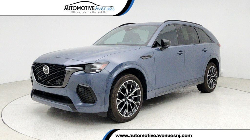 2025 Mazda CX-70 Premium Package's photo