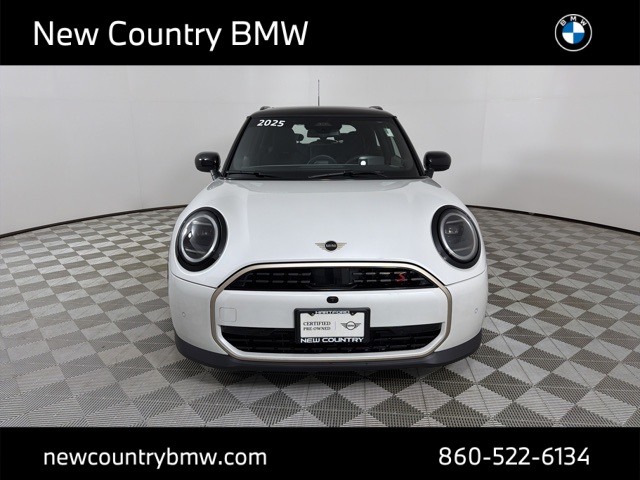 2025 Mini Cooper 2 Door Hardtop Iconic photo 2