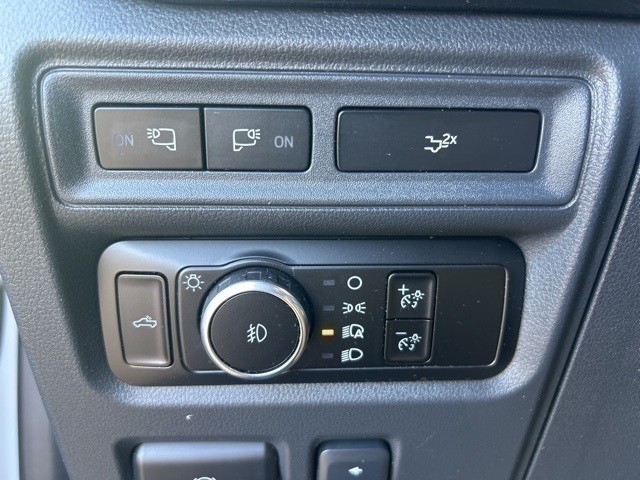 2023 Ford F-150 XLT photo 16