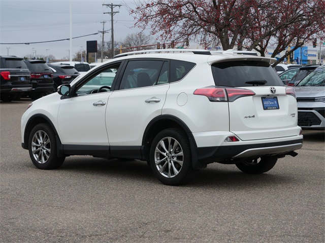 2016 Toyota RAV4 Limited photo 4