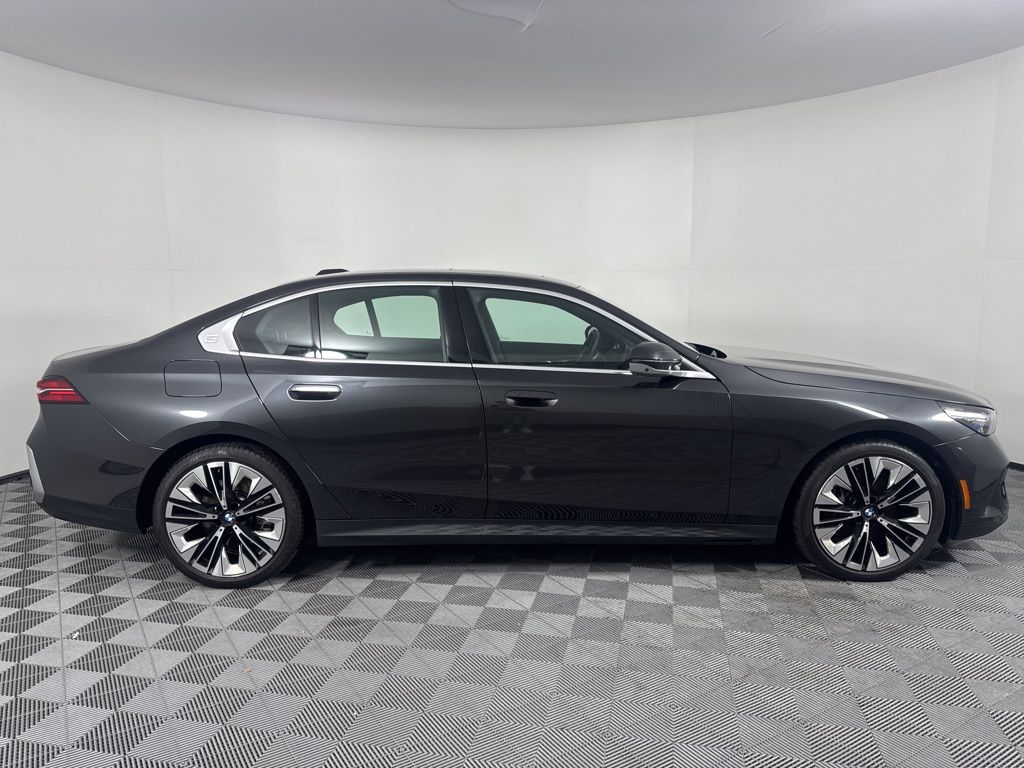 2025 Bmw 540i xDrive photo 4