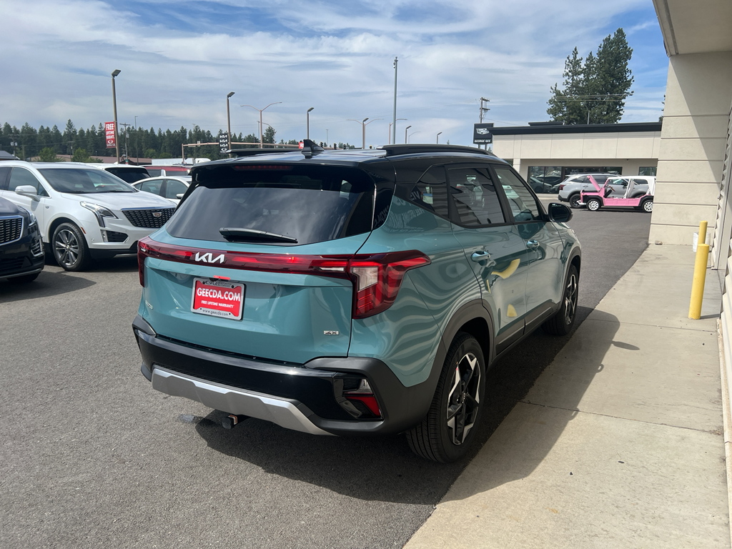 2026 Kia Seltos S photo 2