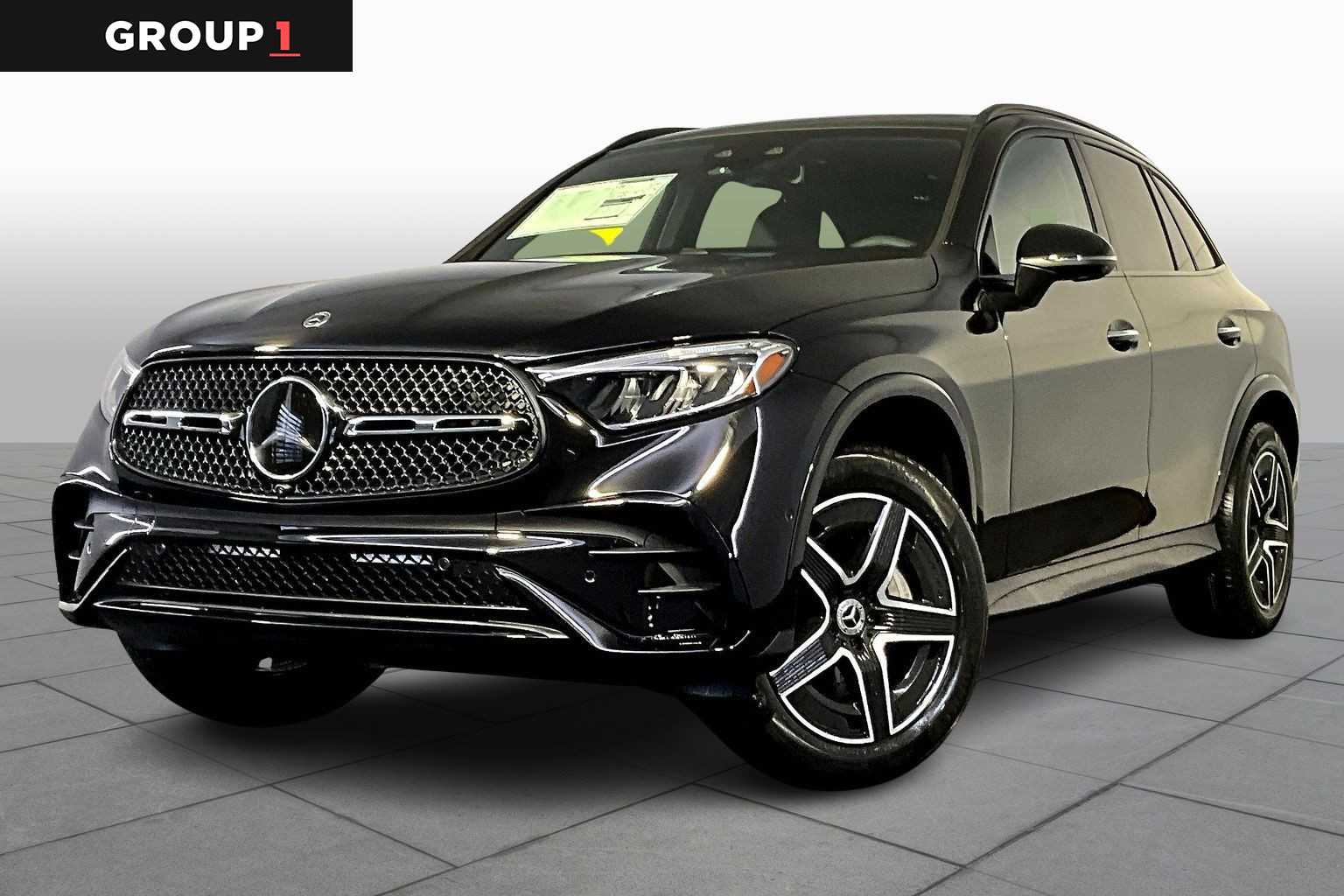 2026 Mercedes-Benz GLC Base's photo
