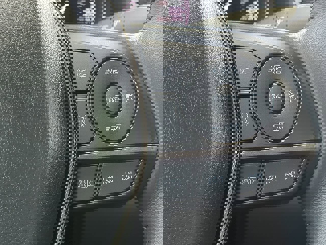 2023 Toyota Camry Hybrid SE photo 21