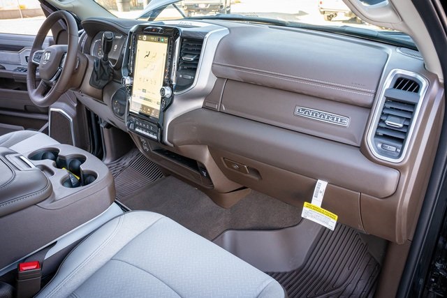 2026 Ram 3500 Laramie photo 34