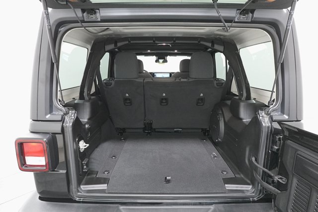 2024 Jeep Wrangler Sport S photo 28