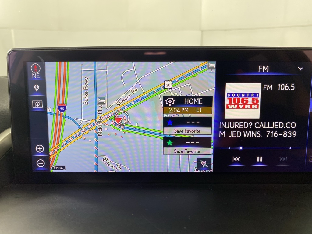 2018 Lexus NX 300h Luxury photo 4