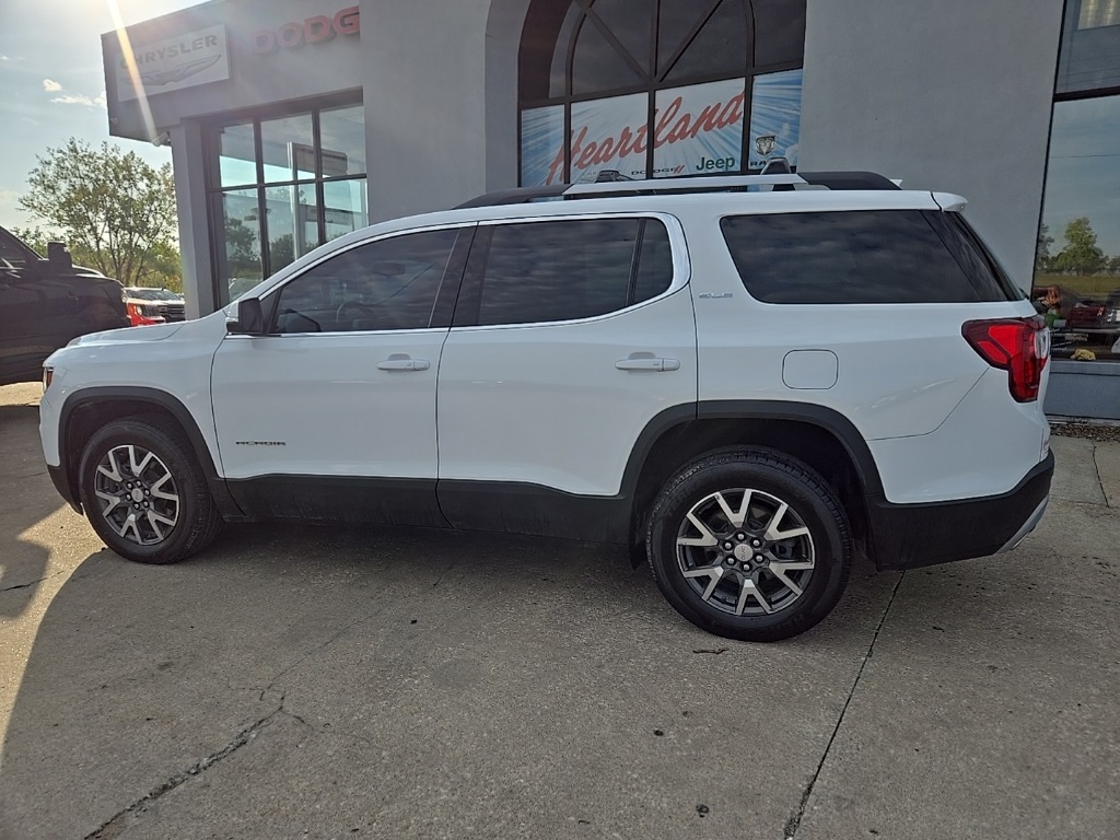 2022 Gmc Acadia SLE photo 4