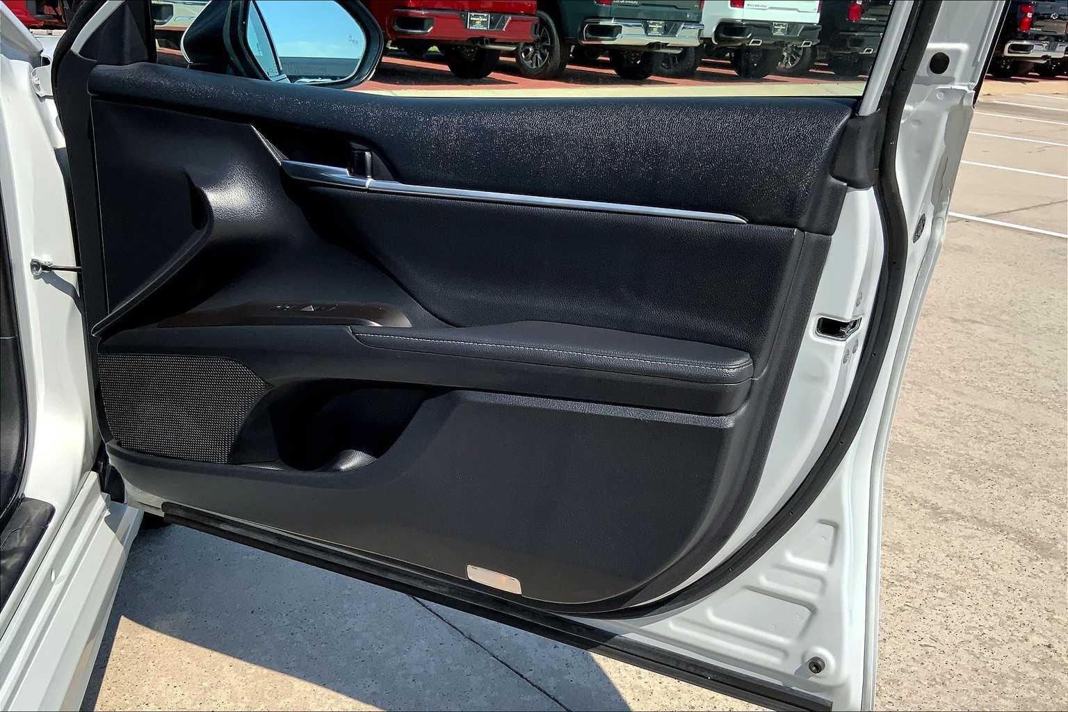 2023 Toyota Camry XSE photo 21