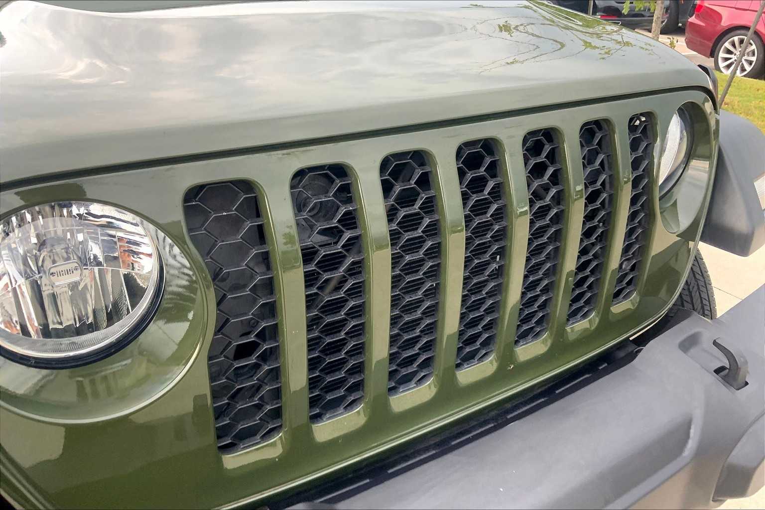 2023 Jeep Gladiator Sport photo 29
