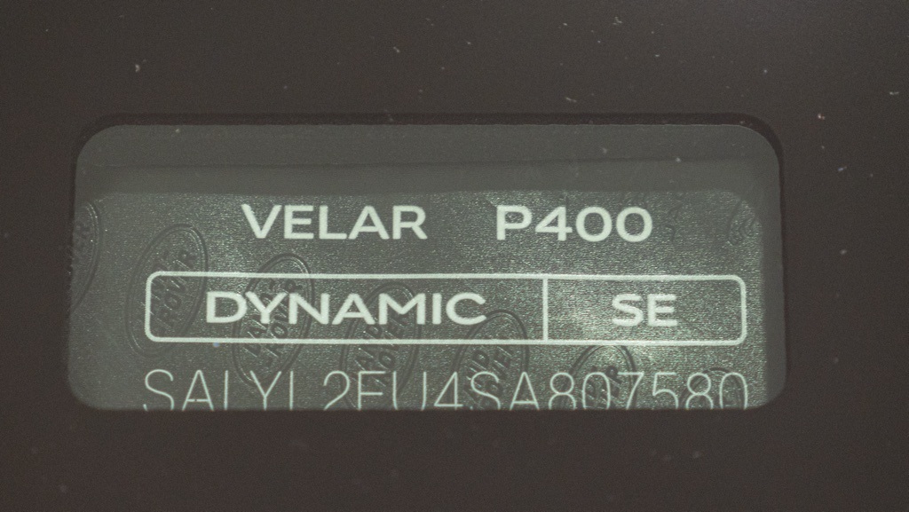 2025 Land Rover Range Rover Velar SE photo 14
