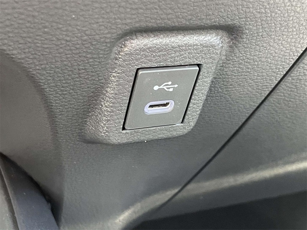 2026 Toyota Corolla LE photo 25
