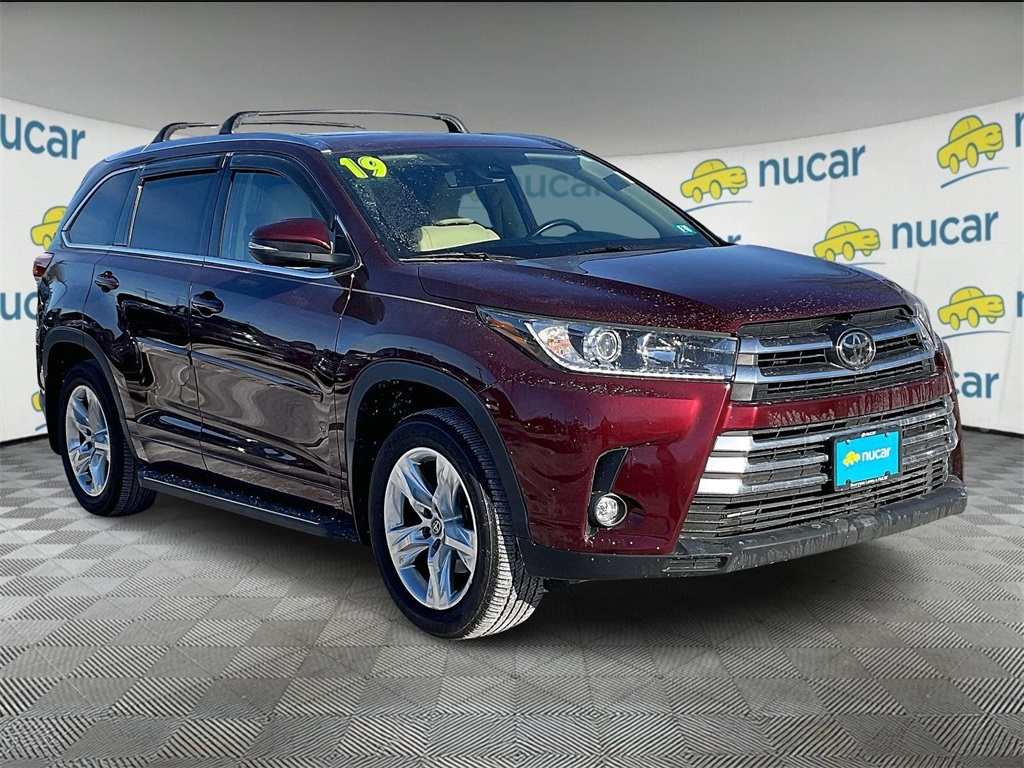 2019 Toyota Highlander Limited's photo