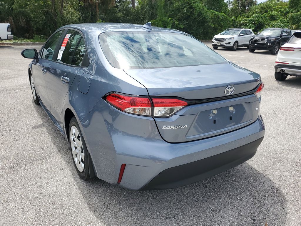 2025 Toyota Corolla LE photo 7