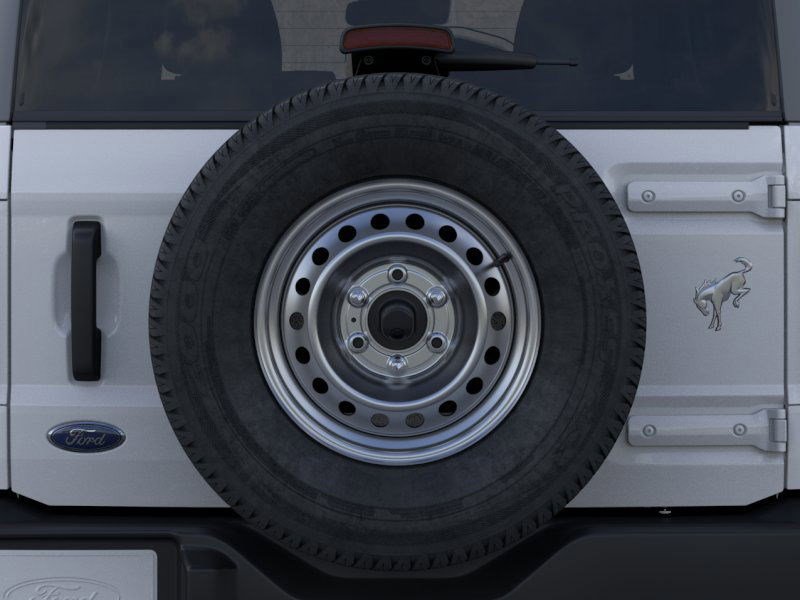 2025 Ford Bronco Base photo 22