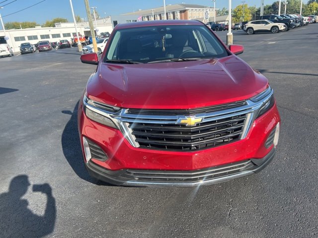 2024 Chevrolet Equinox LT photo 3