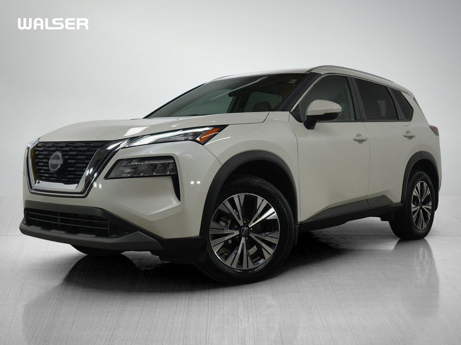 2023 Nissan Rogue SV's photo