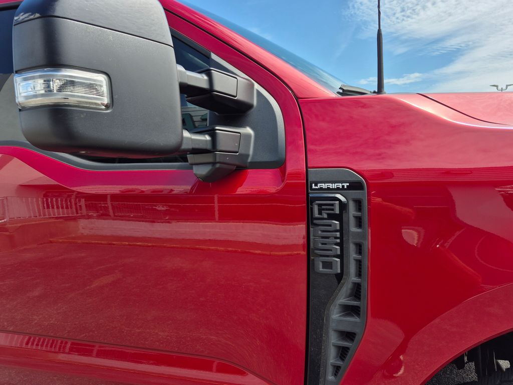 2024 Ford F-250 photo 7