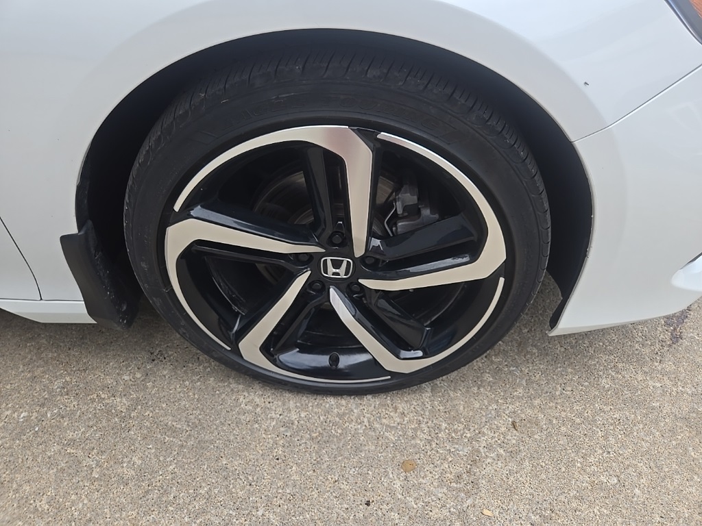 2021 Honda Accord Sport photo 19