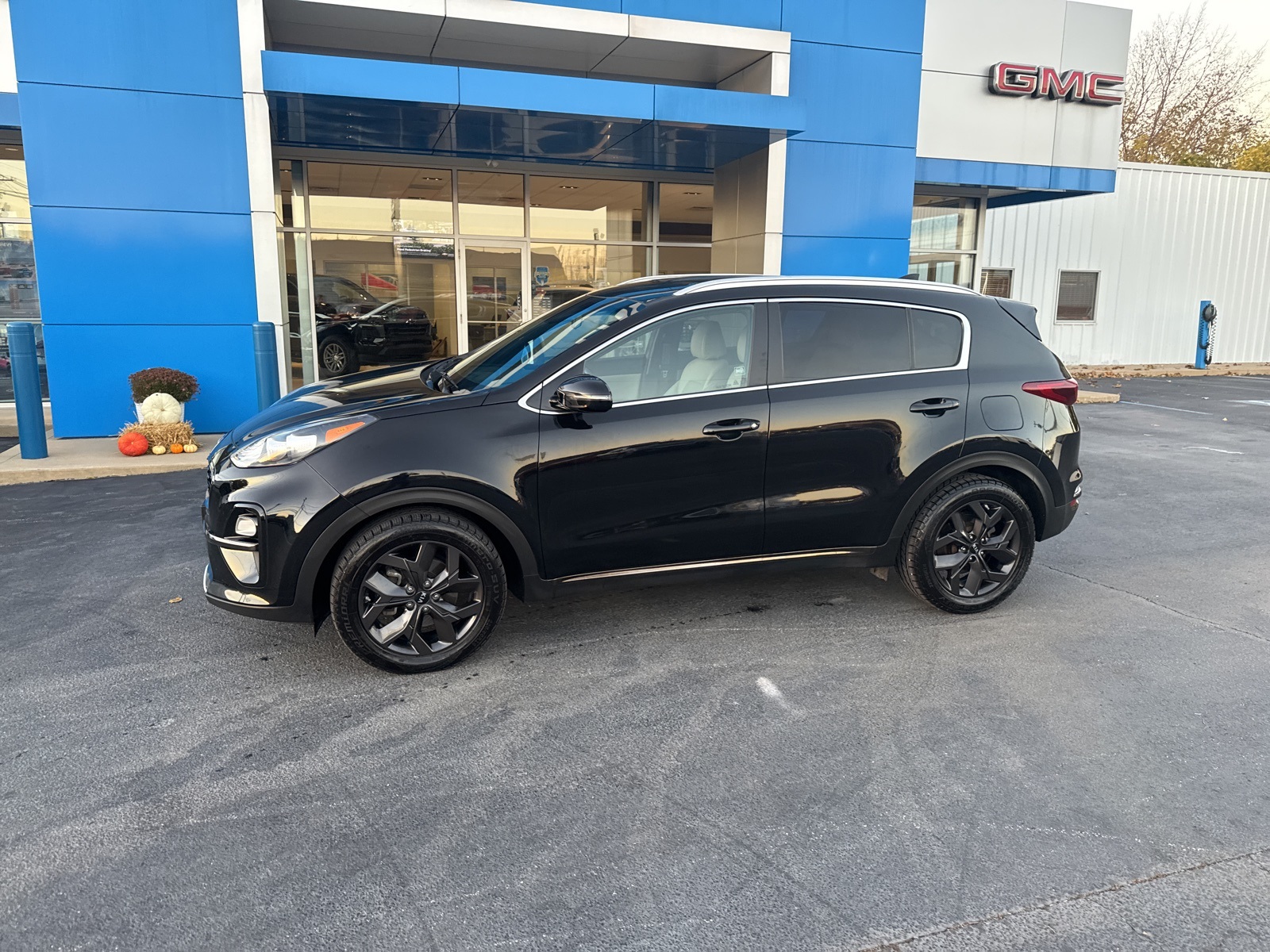 2020 Kia Sportage S photo 3