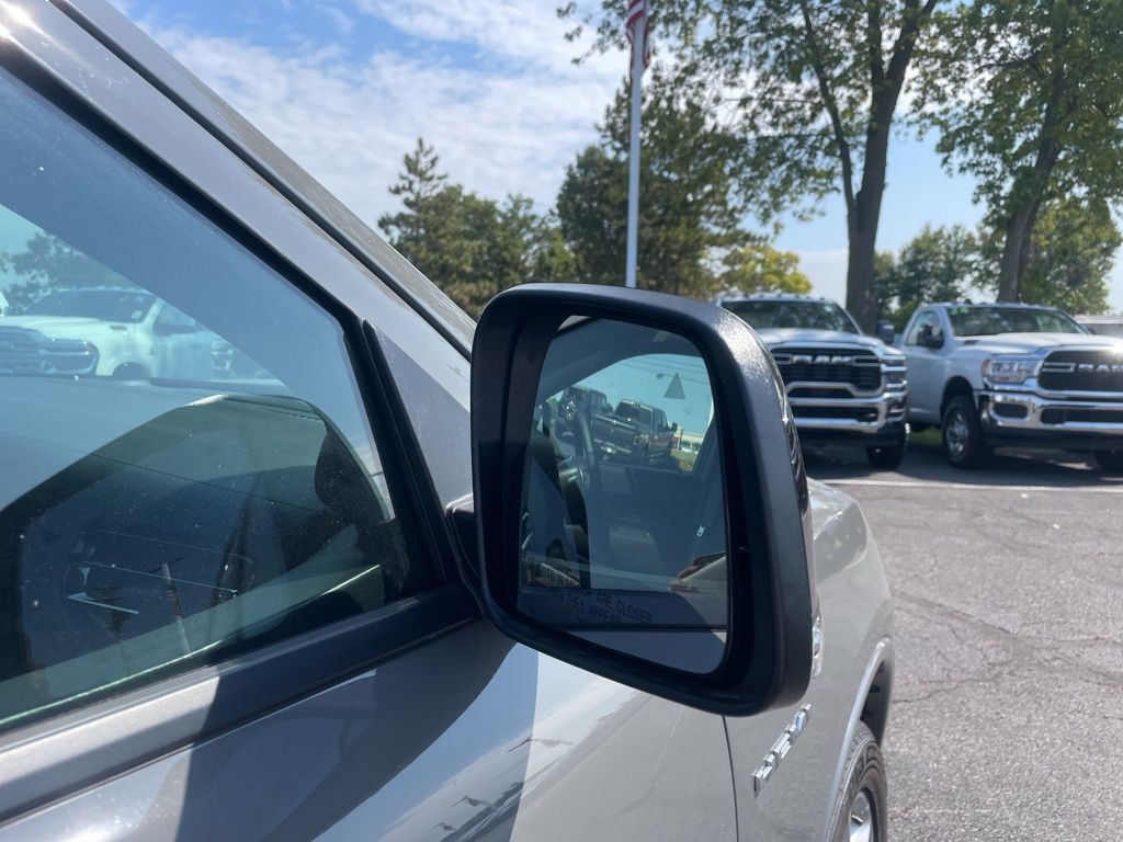 2025 Dodge Durango R/T Plus photo 14