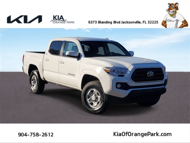 2023 Toyota Tacoma SR's photo