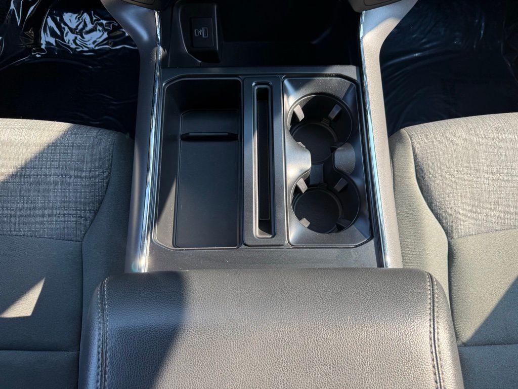 2023 Ford F-150 XLT photo 13