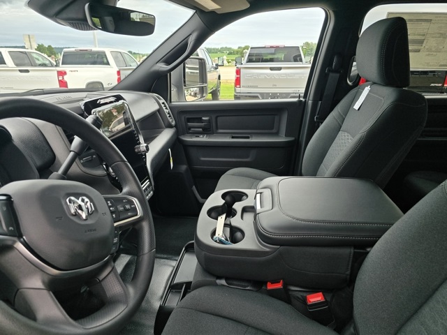 2025 Ram 3500 Tradesman photo 18