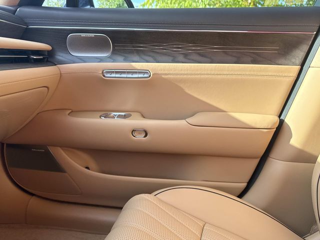 2026 Genesis G90 3.5T E-Supercharger photo 24