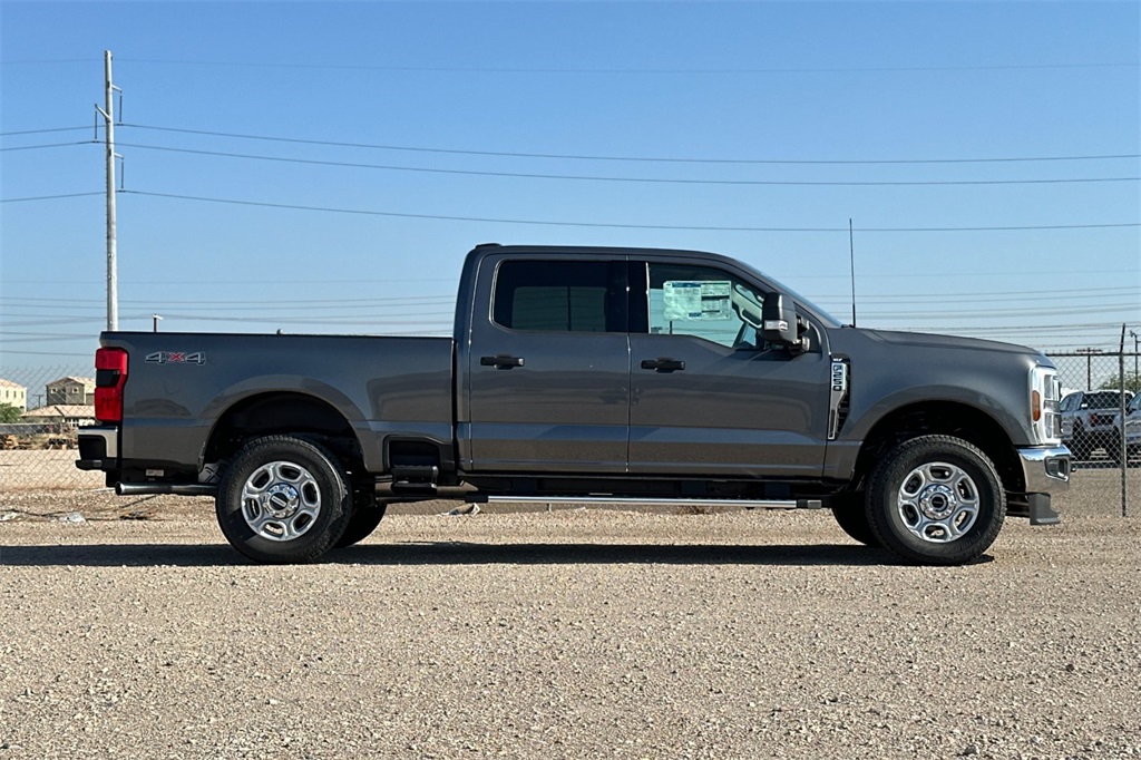 2026 Ford F-250 XLT photo 3