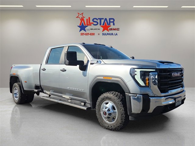 2024 GMC Sierra 3500HD Pro's photo