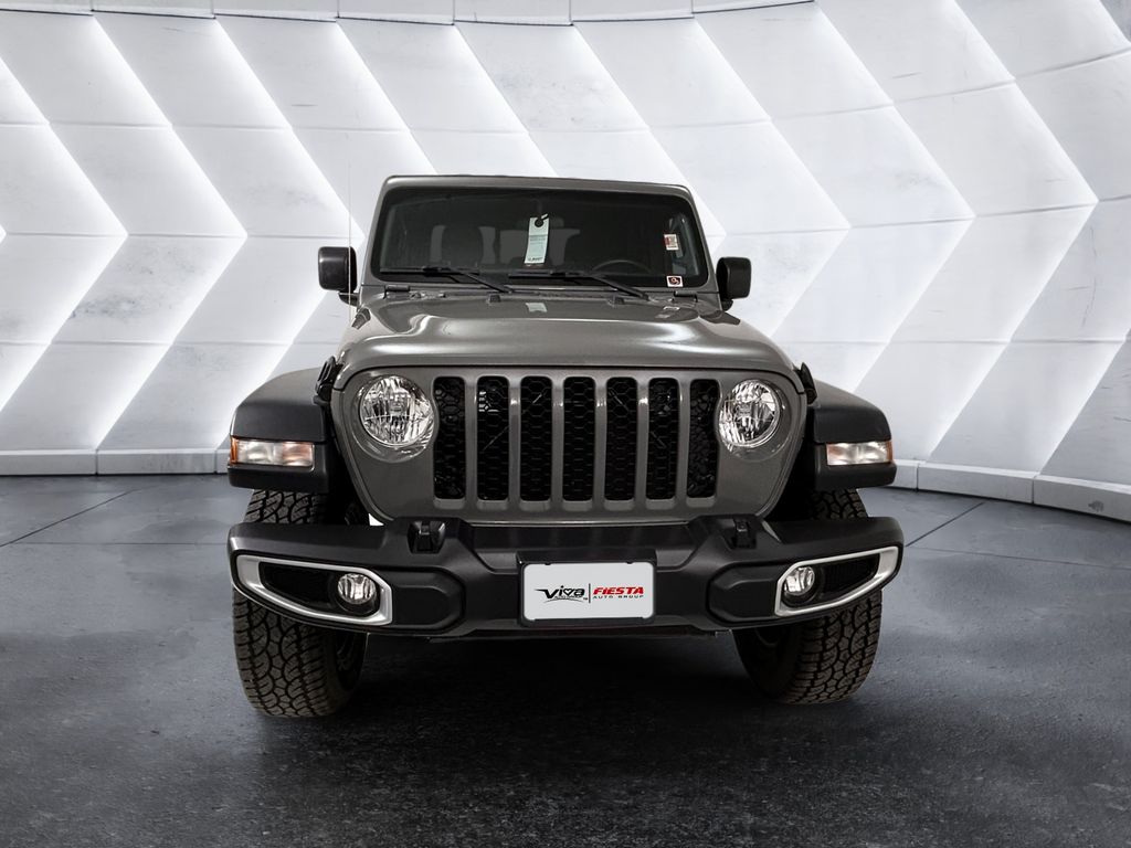 2023 Jeep Gladiator Sport photo 2